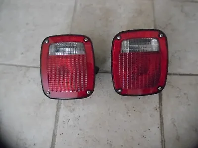 Vintage Ford Truck Tail Light Lamps 1 Pair # F81B-13404-AC New • $29.95