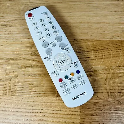 Genuine Samsung BN59-00705B TV Remote For LA32A650 LE19A656A1D LE22A656A1D White • £7.95