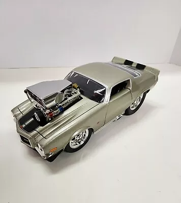 2004 Muscle Machines Silver/Black 1971 Chevy Camaro Z28  1:24 Scale. • $30