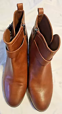 Brown Leather Womens Booties Size 10 M Great Condition Vince Camuto • $15