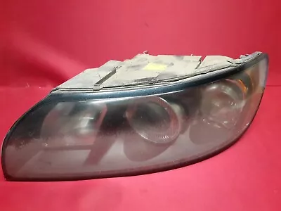 2004 - 2007 Volvo S40 05-07 V50 LEFT DRIVER Headlight Lamp HALOGEN 31335215 • $114.99