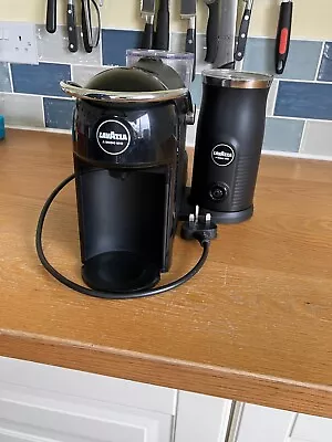 Lavazza Modo Mio Jolie&Milk Coffee Machine In Black With Frother • £10