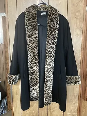 Vintage Braefair Leopard Trim Coat Sz 12 • $25