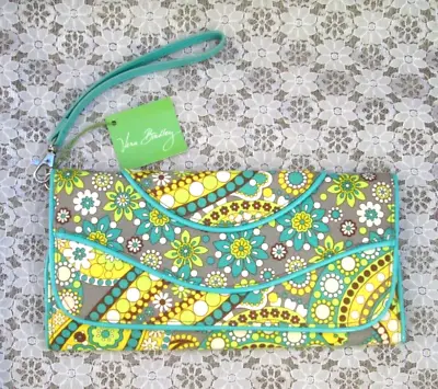 VERA BRADLEY WRISTLET CLUTCH Lemon Parfait Large SnapTriFold Paisley NEW • $14.99