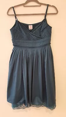 $15 • Buy E-kiss Women  SLeeveless Lace Lining Beaded Embroidery Pleated Dress  Size 38 