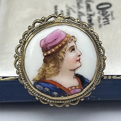 Victorian Painted Porcelain Portrait Miniature Brooch Female Cameo Gold Tone • £21