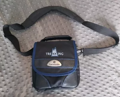 Samsonite 110 Trekking  Small Camera Bag With Shoulder Strap. • £8