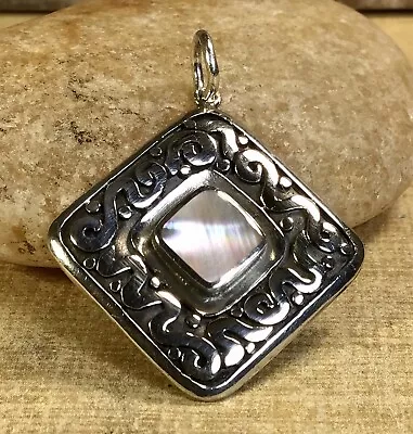Phyllis Woods 925 Sterling Silver Mother Of Pearl Pendant Fine Jewelry • $29.95