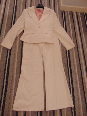 £10 • Buy Girls Cream Trouser Suit And Pink Top Age 13-14 Ideal For Wedding