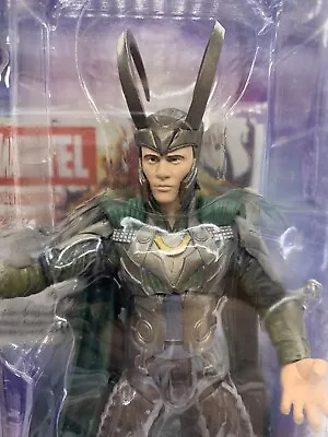 MARVEL Diamond Select LOKI 2011 THOR Mighty Avenger 7” Figure & Base !Damage Box • $50