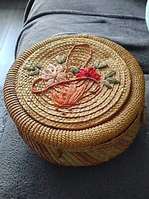 Raffia Sewing Basket Vintage With Contents • £5