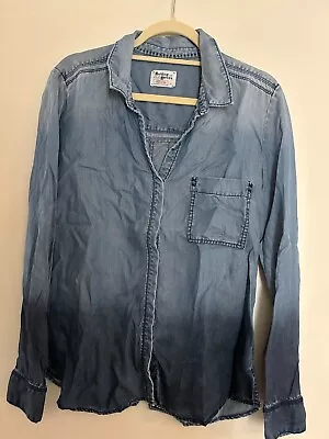 $15 • Buy Anthropologie Holding Horses Dip Dye Denim Chambray Shirt Size 12/14