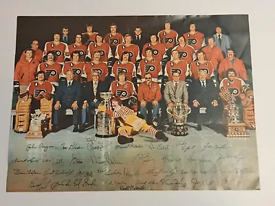 Philadelphia Flyers 1974-75 STANLEY CUP CHAMPIONS Team Photo W/ Ronald McDonald  • $7.50