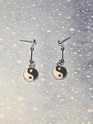 Yin Yang Earrings • £4