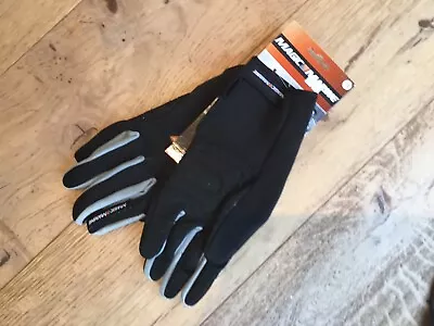 Magic Marine Energy Gloves Grey/black New XXL. • £10