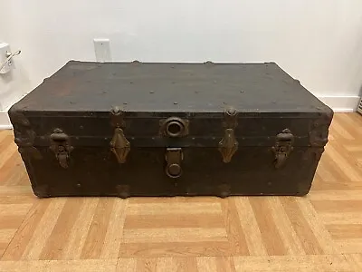 Vintage BLACK STORAGE TRUNK Steamer Foot Locker Coffee Table Chest Antique Decor • $69.99