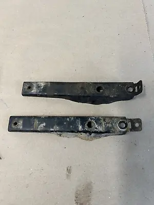 2007 Yamaha Grizzly 450 Left Foot Rest Brackets B100 • $14.39