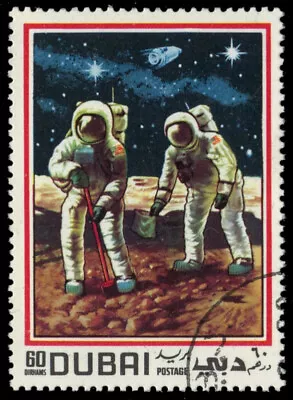 DUBAI 118a - Astronauts Collecting Moon Rocks (pa36781) • $1