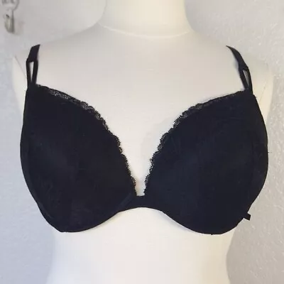 Victoria's Secret Black Lace Lined Underwired Push Up Bra 36DDD ( F) • $28