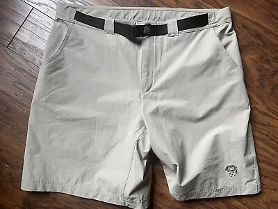 MOUNTAIN HARDWEAR BEIGE BELTED HIKING SHORTS 8” Inseam SIZE Large New! • $14.99