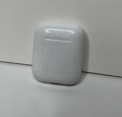 *READ* Apple Airpods Charging Case ONLY A1602 White 1st Generation • $12.95