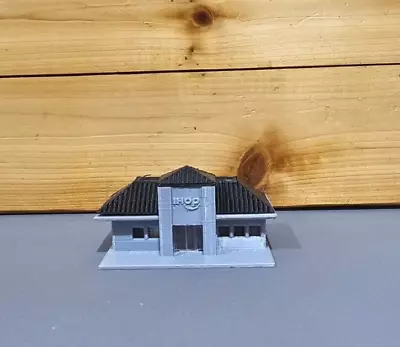 N Scale Modern Restaurant Building With Windows • $14.99