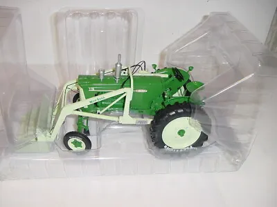 1/16 Oliver 770 Firestone Tractor W/New Idea Loader NIB! 2022 Summer Toy Show! • $79.99