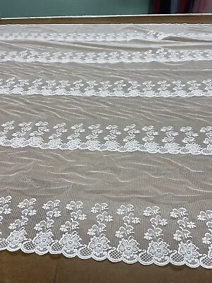 Vintage Scalloped Edge Lace 44” Wide.  REMNANT ROLL ENDS • £5.50
