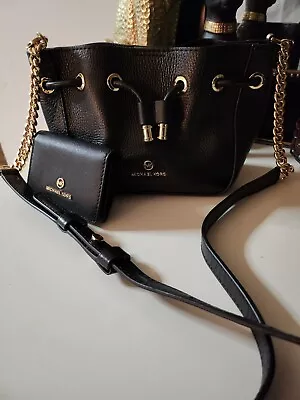 Michael Kors Phoebe Bucket Crossbody  Matching Card Case Black Gold Small EUC! • $64