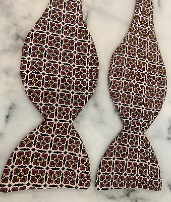 Vintage Rivetz Of Boston 100% Silk Geometric Floral Self Bow Tie Made In England • $25