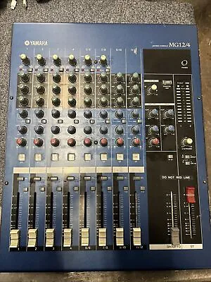 Yamaha MG12/4FX Analogue Mixer 12 Channels Spares Or Repair • £60