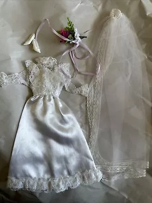 Vintage 1982 Mattel Barbie Tracy  Bride WEDDING GOWN OUTFIT + VEIL BOUQUET SHOES • $25