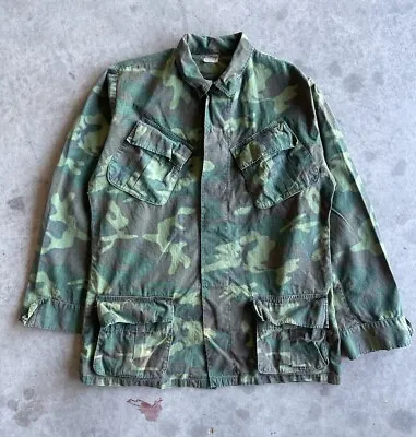 Vintage 60s Vietnam US Military Ripstop Poplin Jungle Slant Pocket Jacket Med L • $74.49