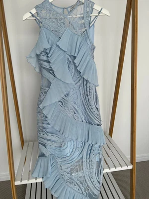 $135 • Buy Alice McCall Loving Me Dress In Ice Blue EUC - Size 4 (fits 6)