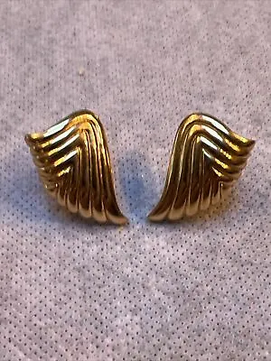 Vintage Signed Monet Gold Tone Wing Earrings Clip On • $4.83