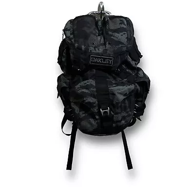 Oakley Mechanism Tactical Field Gear Camp Backpack Digi Camo *Rare* • $299.90