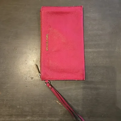 Michel Kors Pink Wallet Women 10X6 • $16.99