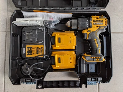 £77 • Buy DeWalt DCD709D2T-GB 18V XR Compact Combi Drill, 2 X Batteries & Charger