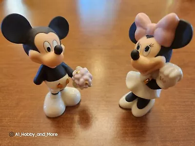Lenox & Disney Mickey Minnie Mouse Sweethearts Salt & Pepper Shakers Set Of 2 • $17.95