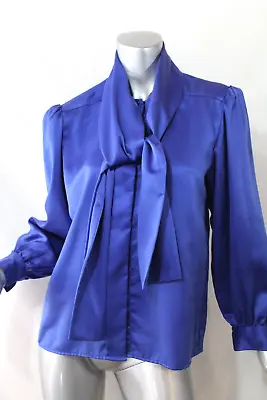 Womans Vintage Oscar De La Renta Blue Long Sleeve Blouse To Shirt Size 6 / M • $29.99