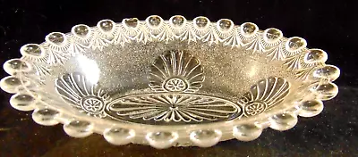 Westmoreland EAPG VICTOR Aka Shell & Jewel - Oval Serving Dish - As Is • $12.95