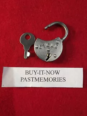 MINIATURE REESE  CYCLE  STEEL PADLOCK W/ KEY OLD VINTAGE LOCK ANTIQUE LOCKS • $19.99