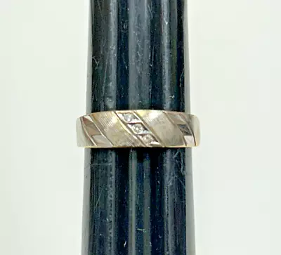 Vintage Art Carved 14K White Gold Ring Size 6.25 With Three Diamonds (.03 TCW) • $249.99