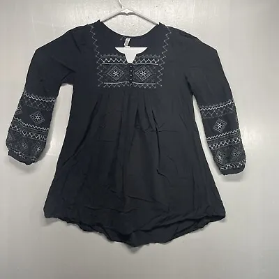 Monoreno Womens Black Gray Embroidered Tunic Top Size Small • $8.78