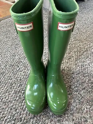 Hunter Original Tall Green Gloss Rubber Boots Women’s Size 6 • $39.99