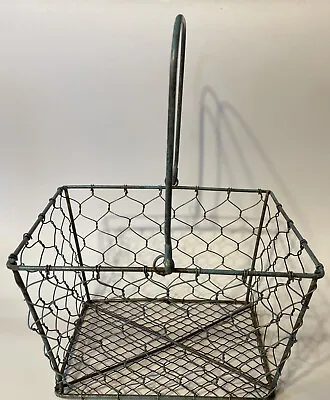 Vintage Style Chicken Wire Basket W/Handle 7” X 5” X 4.25” • $13.95