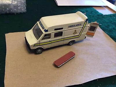 Old Cars (Italy) No.2297 ??Promotional IVECO TurboDaily LWB Van Code 3 Ambulance • £31