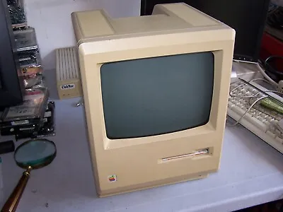 Apple Macintosh 128K M0001 Computer With 512K Socketed RAM - Estate Find • $1496.25