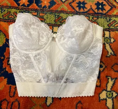 Vintage White Lace Bustier Size 30-32C Union Made In USA • $29.99