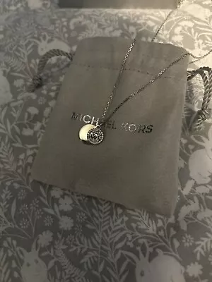 Michael Kors Necklace Silver • £20